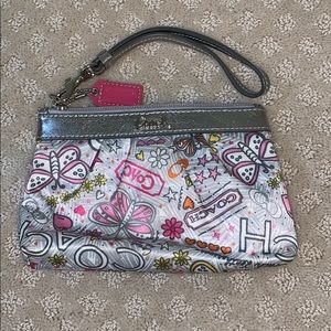Super cute Coach hand wallet🤩🤩✨✨👛👛